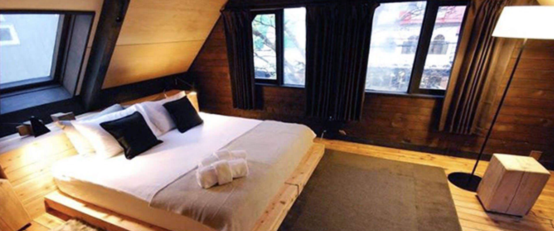 Momiji Lodge - Guest bedroom design